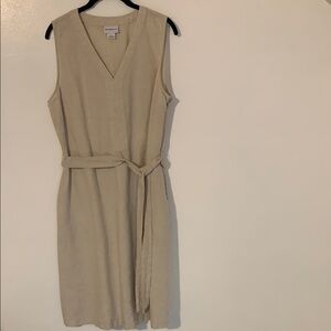 Elegant Beige Sleeveless Dress